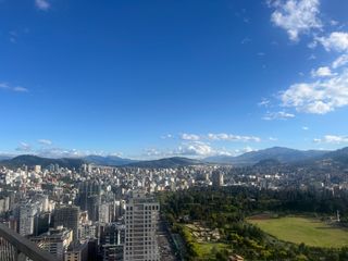 Foto 5 de Venta Departamento IQON piso alto La Carolina