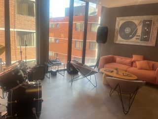 Foto 1 de Venta Departamento IQON piso alto La Carolina