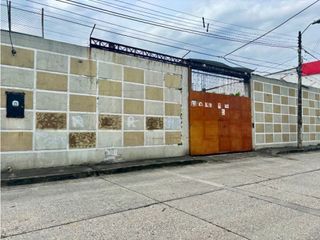 Foto 1 de VENDO CASA EN URDESA (AV 2DA) KATGAR