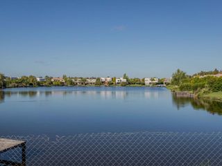 Foto 42 de ALQUILER Casa en La Comarca VISTA AL LAGO