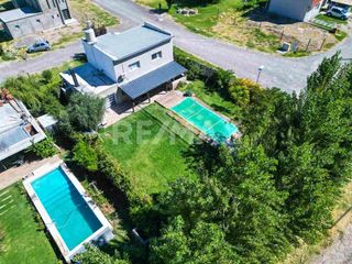 Foto 34 de VENTA CASA 2 DORMITORIOS CON PISCINA, NEUQUÉN