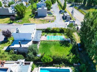 Foto 33 de VENTA CASA 2 DORMITORIOS CON PISCINA, NEUQUÉN