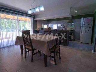 Foto 9 de VENTA CASA 2 DORMITORIOS CON PISCINA, NEUQUÉN