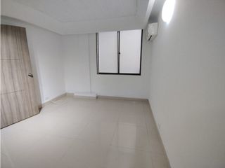 Foto 5 de ALQUILO APARTA ESTUDIO LAURITA OESTE