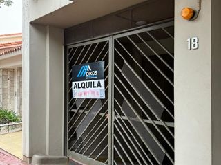 Foto 1 de Cochera en  alquiler a 20 metros de Bv Irigoyen. Barrio San Martín.