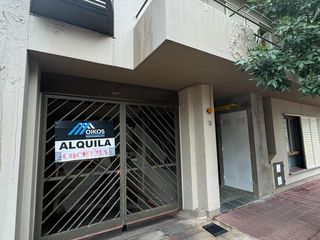 Foto 3 de Cochera en  alquiler a 20 metros de Bv Irigoyen. Barrio San Martín.