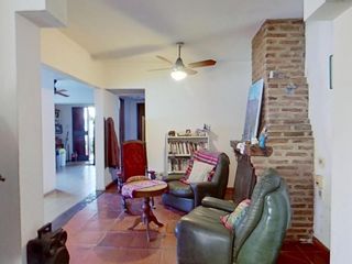Foto 6 de Casa más Departamento  - Lote 10 x 60 - La Plata