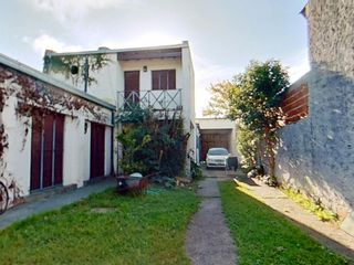 Foto 19 de Casa más Departamento  - Lote 10 x 60 - La Plata