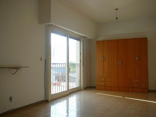 Foto 1 de Departamento - Almagro Sur