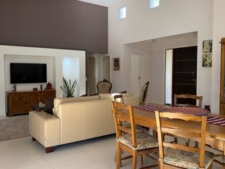 Foto 1 de VENTA Casa - Barrio Maschwitz Privado - 4 ambientes -APTA CR