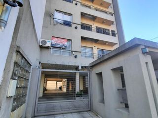 Foto 3 de Departamento - Moron