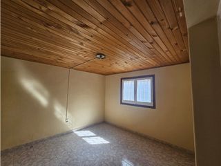 Foto 12 de CASA · EN ALQUILER · GODOY CRUZ · BARRIO PARQUE · 3 DOR ·