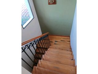 Foto 13 de VENTA DE HERMOSA CASA CON PISCINA- B°JARDINES ESTRADA,  GUAYMALLEN