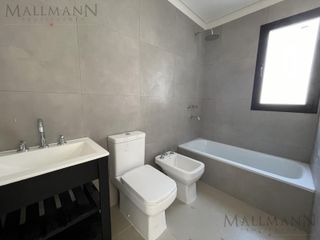 Foto 6 de Casa Alquiler 4 amb c/pileta barrio El Aljibe- Mallmann Propiedades