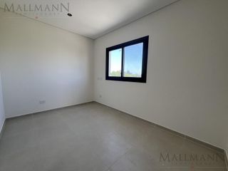 Foto 8 de Casa Alquiler 4 amb c/pileta barrio El Aljibe- Mallmann Propiedades