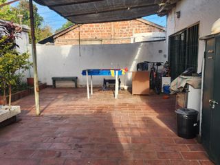 Foto 9 de Casa de 2 Dormitorios - Lote de 10 x 27.5 - La Plata