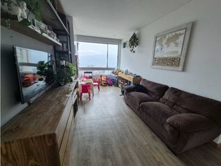 Foto 6 de Venta moderno apartamento en el POBLADO, sector Balsos.