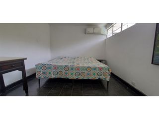 Foto 5 de Alquiler Apartaestudio Amoblado en el Oeste B. Sta. Rita