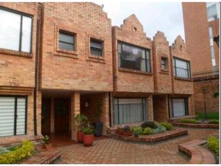 Foto 1 de Excelente casa remodelada en Cedritos (SR)