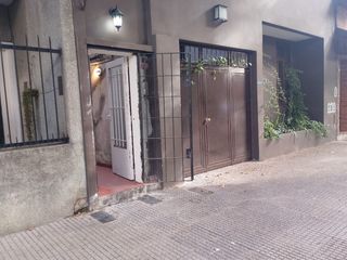 Foto 3 de PH Departamento tipo casa, venta V. Urquiza, CABA