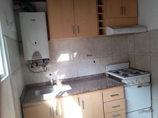 Foto 16 de PH Departamento tipo casa, venta V. Urquiza, CABA