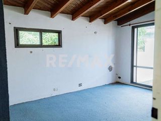 Foto 33 de Venta - Casa 4 dorm a refacc. - Gatica 1916 - Nqn