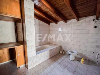 Foto 37 de Venta - Casa 4 dorm a refacc. - Gatica 1916 - Nqn