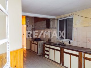 Foto 14 de Venta - Casa 4 dorm a refacc. - Gatica 1916 - Nqn