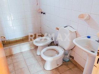 Foto 23 de Venta - Casa 4 dorm a refacc. - Gatica 1916 - Nqn