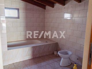 Foto 36 de Venta - Casa 4 dorm a refacc. - Gatica 1916 - Nqn