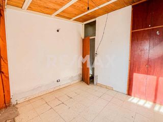 Foto 18 de Venta - Casa 4 dorm a refacc. - Gatica 1916 - Nqn