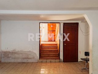 Foto 11 de Venta - Casa 4 dorm a refacc. - Gatica 1916 - Nqn