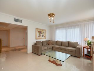 Foto 10 de Casa Amoblada en Alquiler Anual en Santa Barbara!