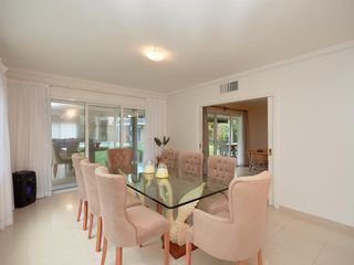 Foto 9 de Casa Amoblada en Alquiler Anual en Santa Barbara!