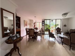Foto 5 de En venta apartamento loma de los gonzalez- El poblado