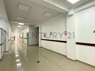 Foto 1 de ¡OPORTUNIDAD UNICA! Edificio Comercial de 4 Pisos en Alquiler – Tarapoto