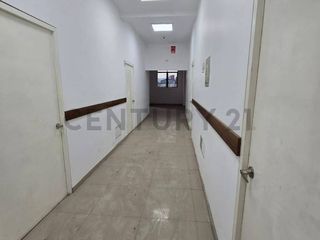 Foto 23 de ¡OPORTUNIDAD UNICA! Edificio Comercial de 4 Pisos en Alquiler – Tarapoto