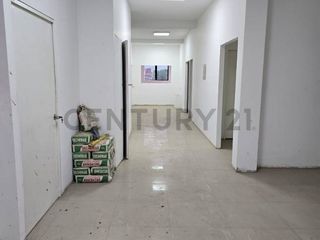Foto 21 de ¡OPORTUNIDAD UNICA! Edificio Comercial de 4 Pisos en Alquiler – Tarapoto