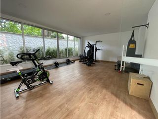 Foto 19 de APARTAMENTO MODERNO CON VISTA A COPAS DE LOS ARBOLES