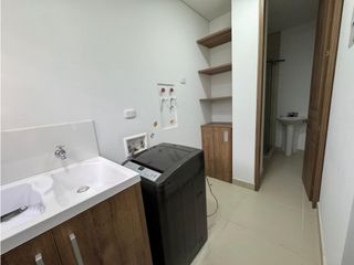 Foto 6 de APARTAMENTO MODERNO CON VISTA A COPAS DE LOS ARBOLES