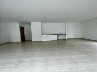 Foto 18 de APARTAMENTO MODERNO CON VISTA A COPAS DE LOS ARBOLES