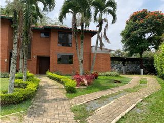 Foto 2 de CASA CAMPESTRE EN UNIDAD CERRADA