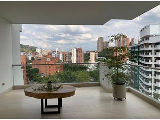 Foto 10 de EDIFICIO MODERNO FRENTE AL RIO Y CON VISTA A LA CIUDAD