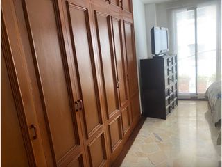 Foto 20 de APARTAMENTO CON AMPLIOS ESPACIOS