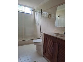 Foto 10 de APARTAMENTO CON VISTA A LA CIUDAD