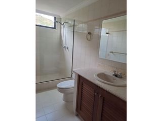 Foto 15 de APARTAMENTO CON VISTA A LA CIUDAD