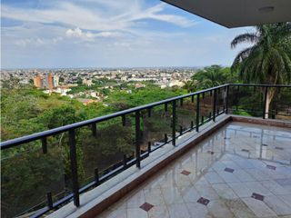 Foto 1 de APARTAMENTO CON VISTA A LA CIUDAD
