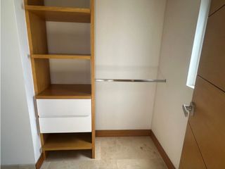 Foto 19 de MODERNO APARTAMENTO CON VISTA A CALI
