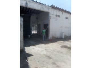 Foto 5 de CASA LOTE AMPLIA CON UBICACION PRIVILEGIADA