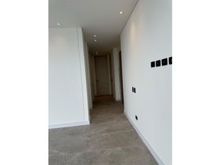 Foto 9 de APARTAMENTO CON VISTA A CALI Y A LA RESERVA